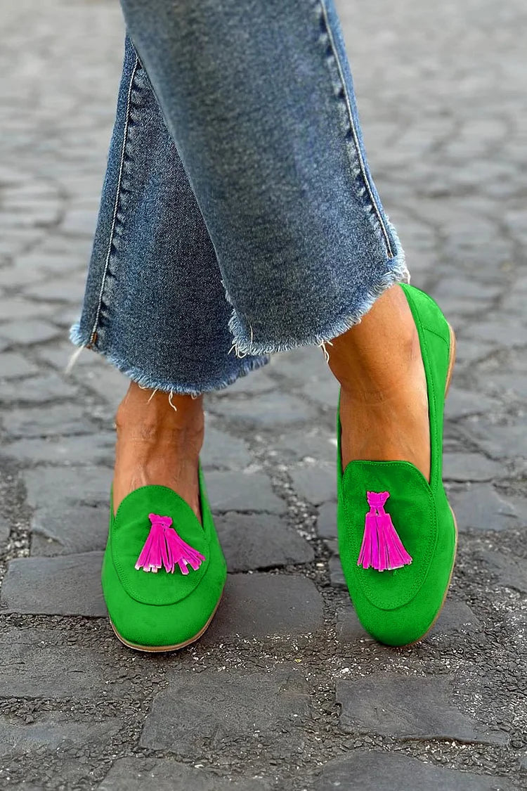 Venosha | Green Loafer With Fuchsia Tassel