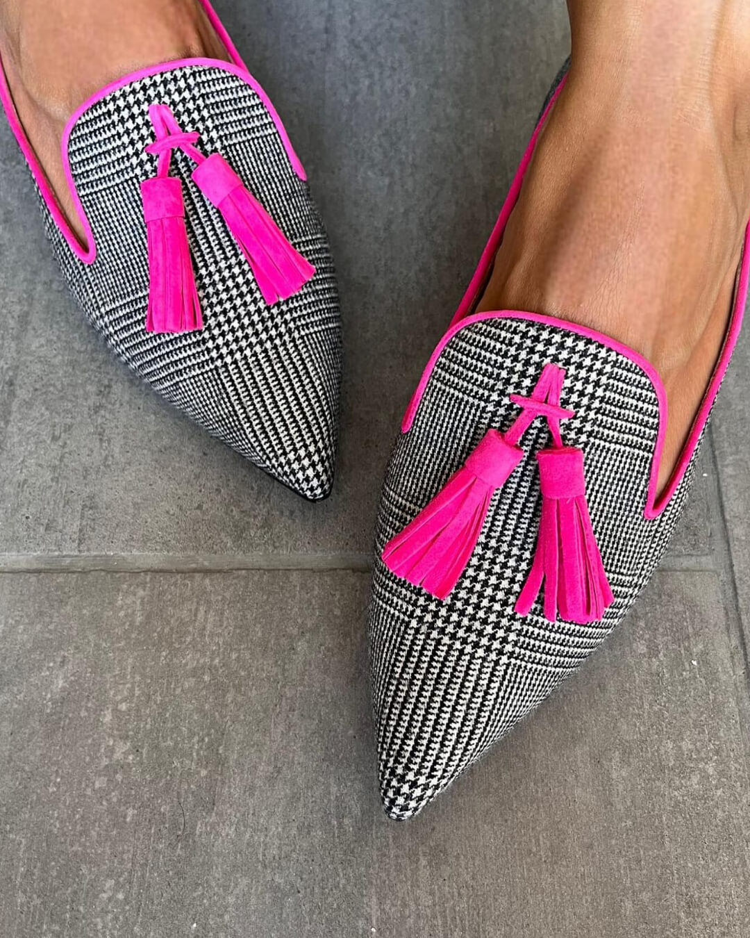 Emylin | Pointed Loafer With Fluo Fringes