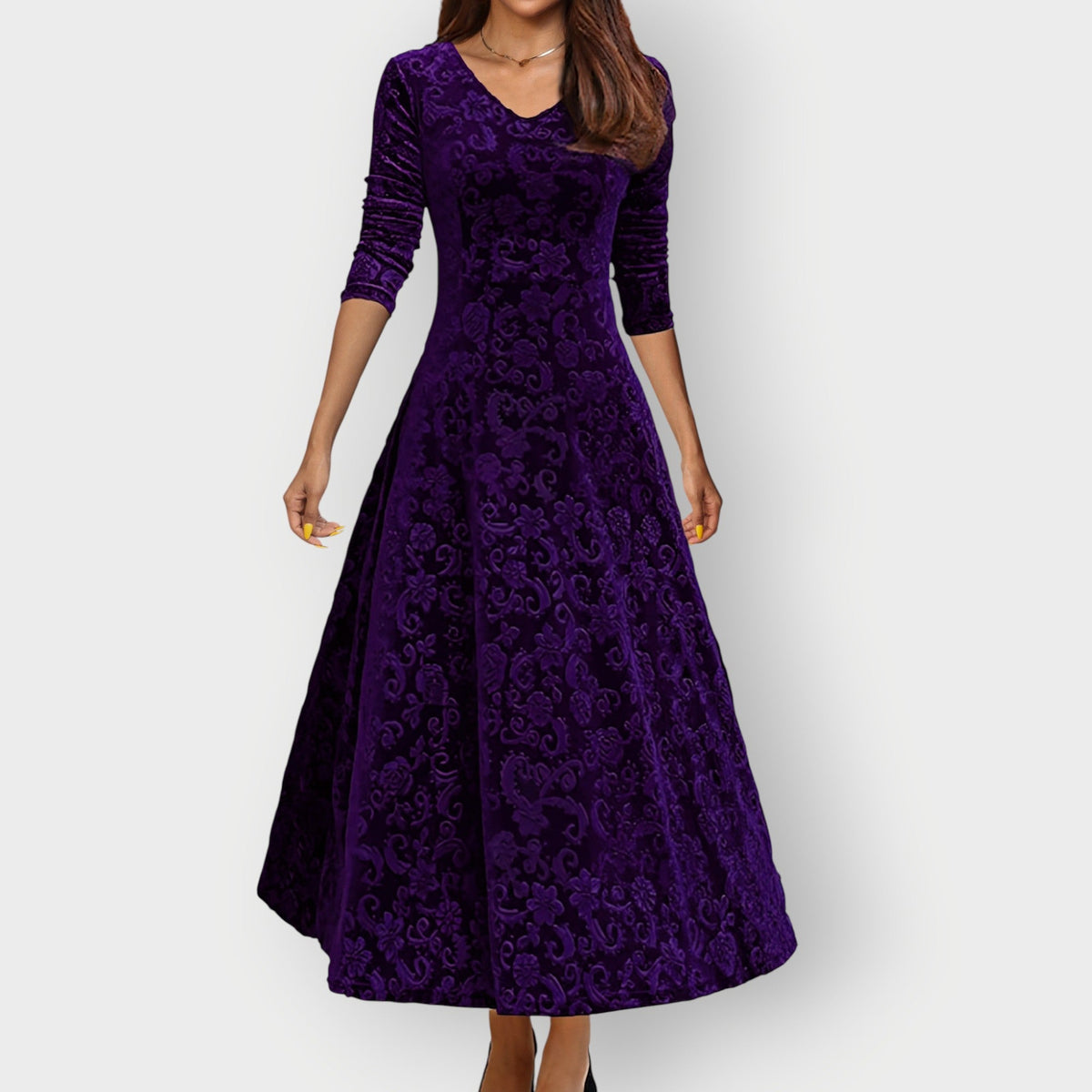Olevia | Vintage-Inspired Jacquard Velvet Midi Dress
