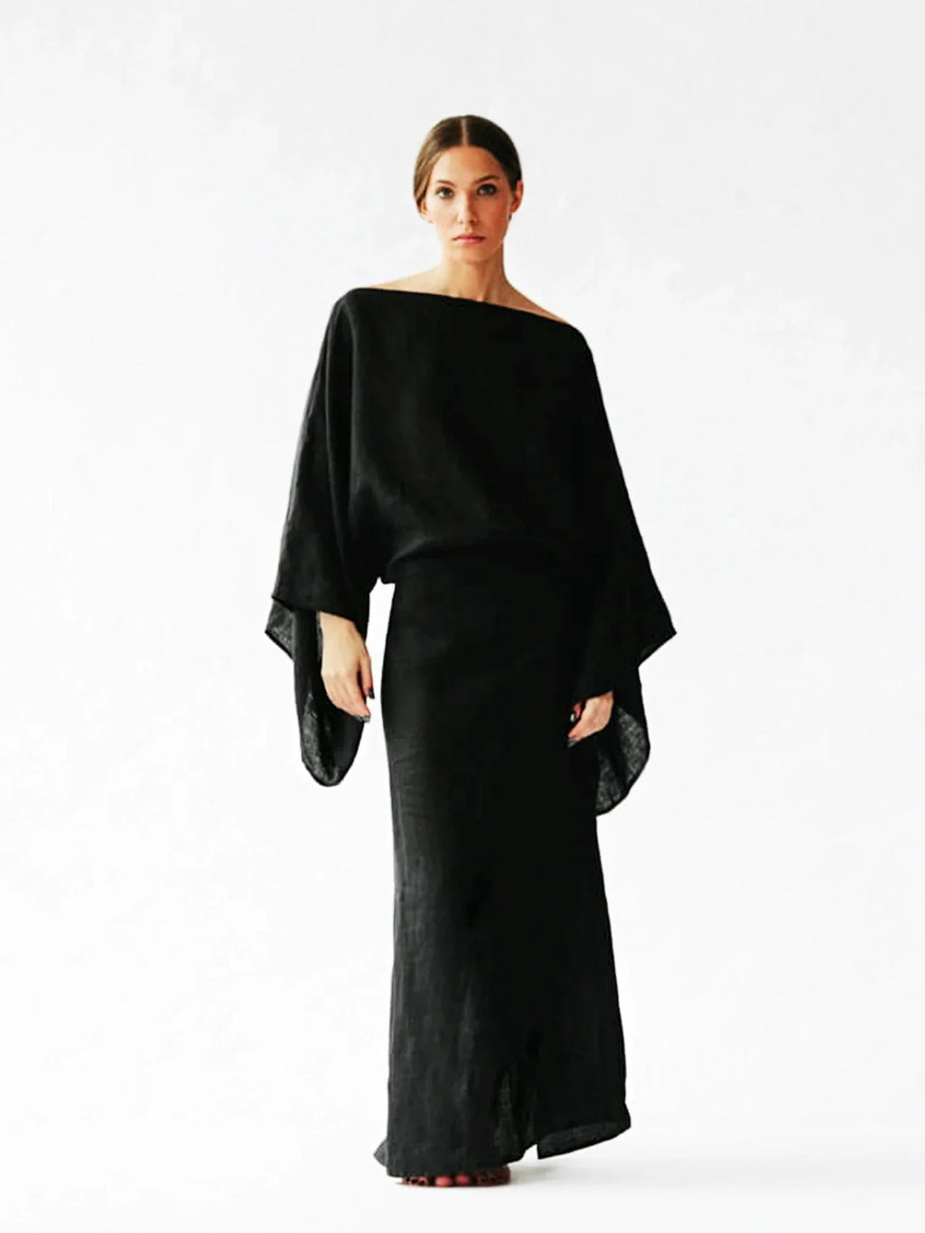 Vyraleth | Sophisticated Dress