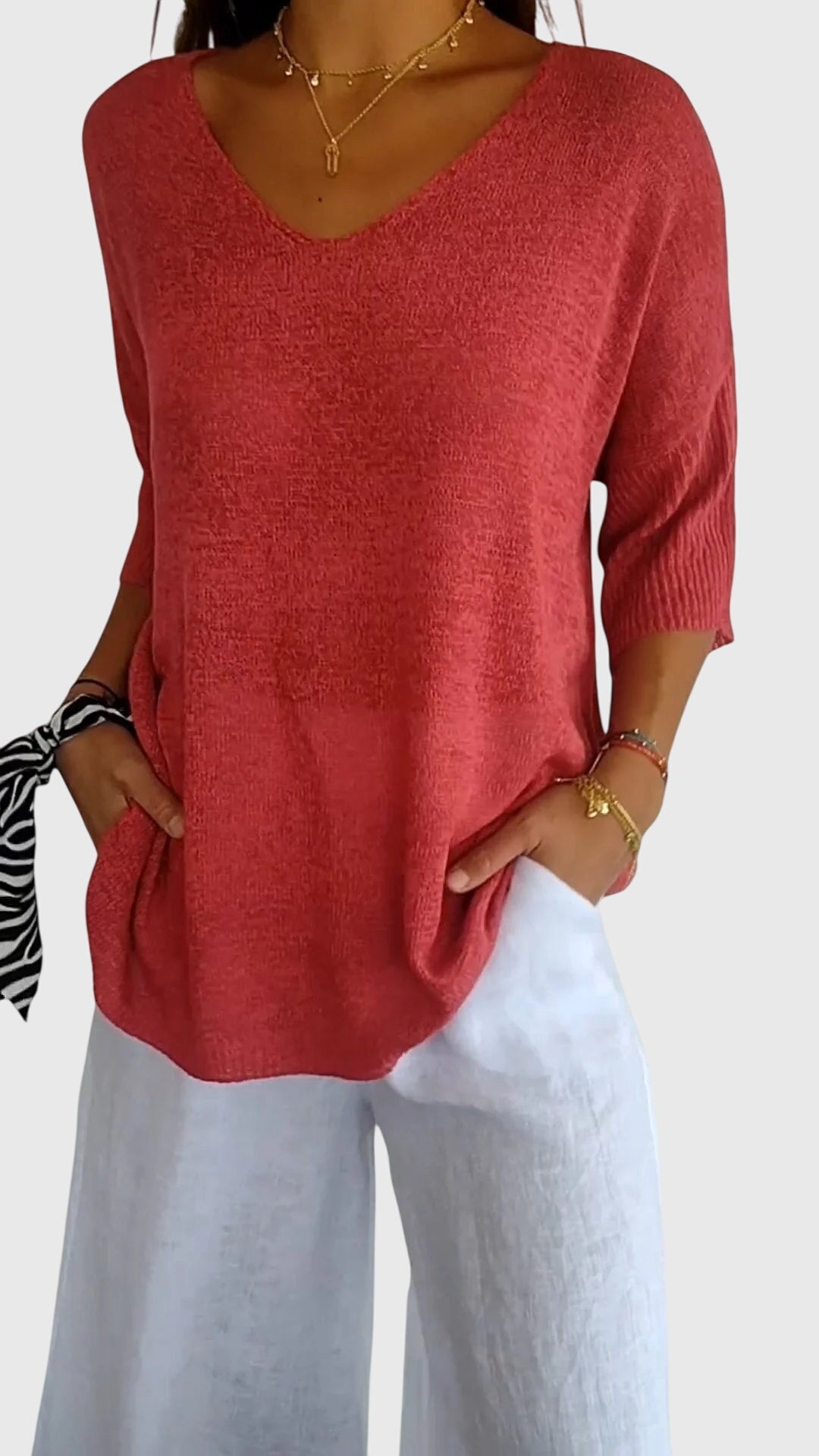 Averique | Elegant Top