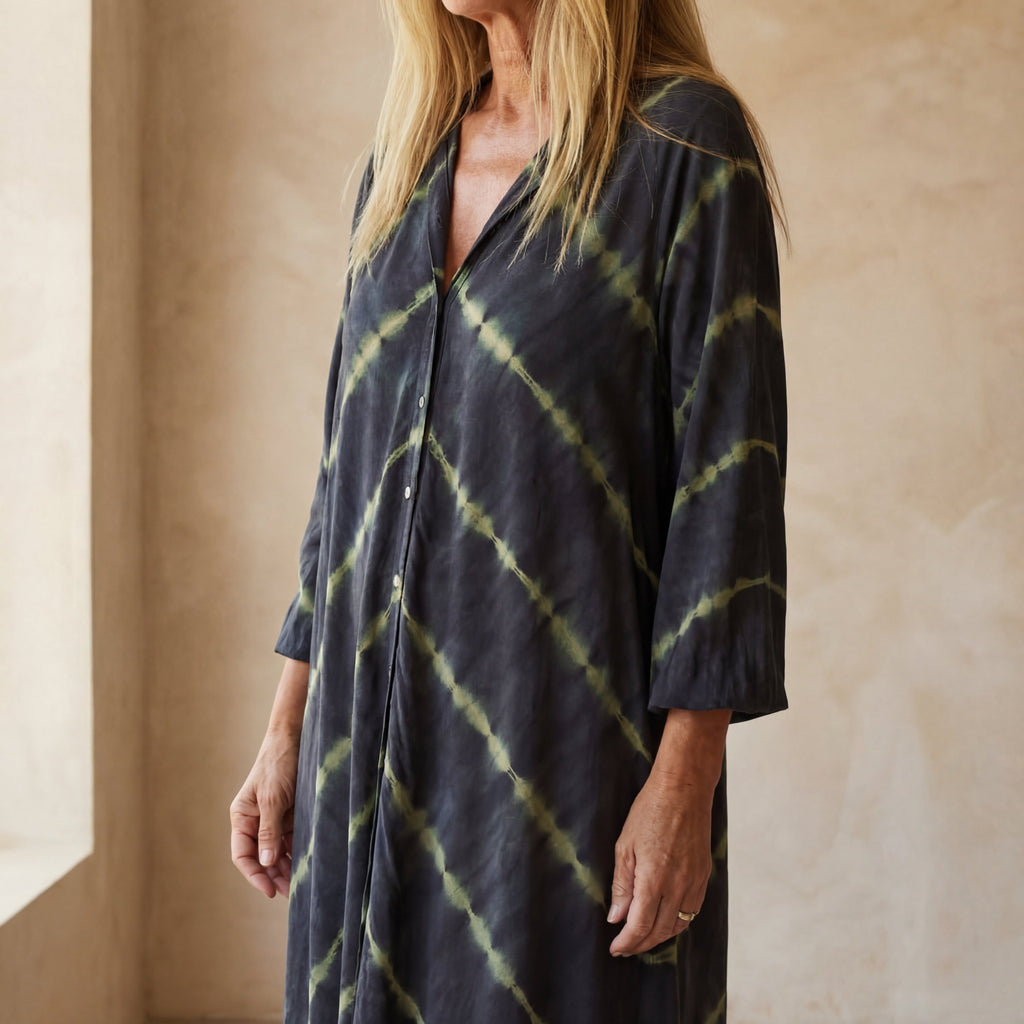 Lyzavira | Sophisticated Dress