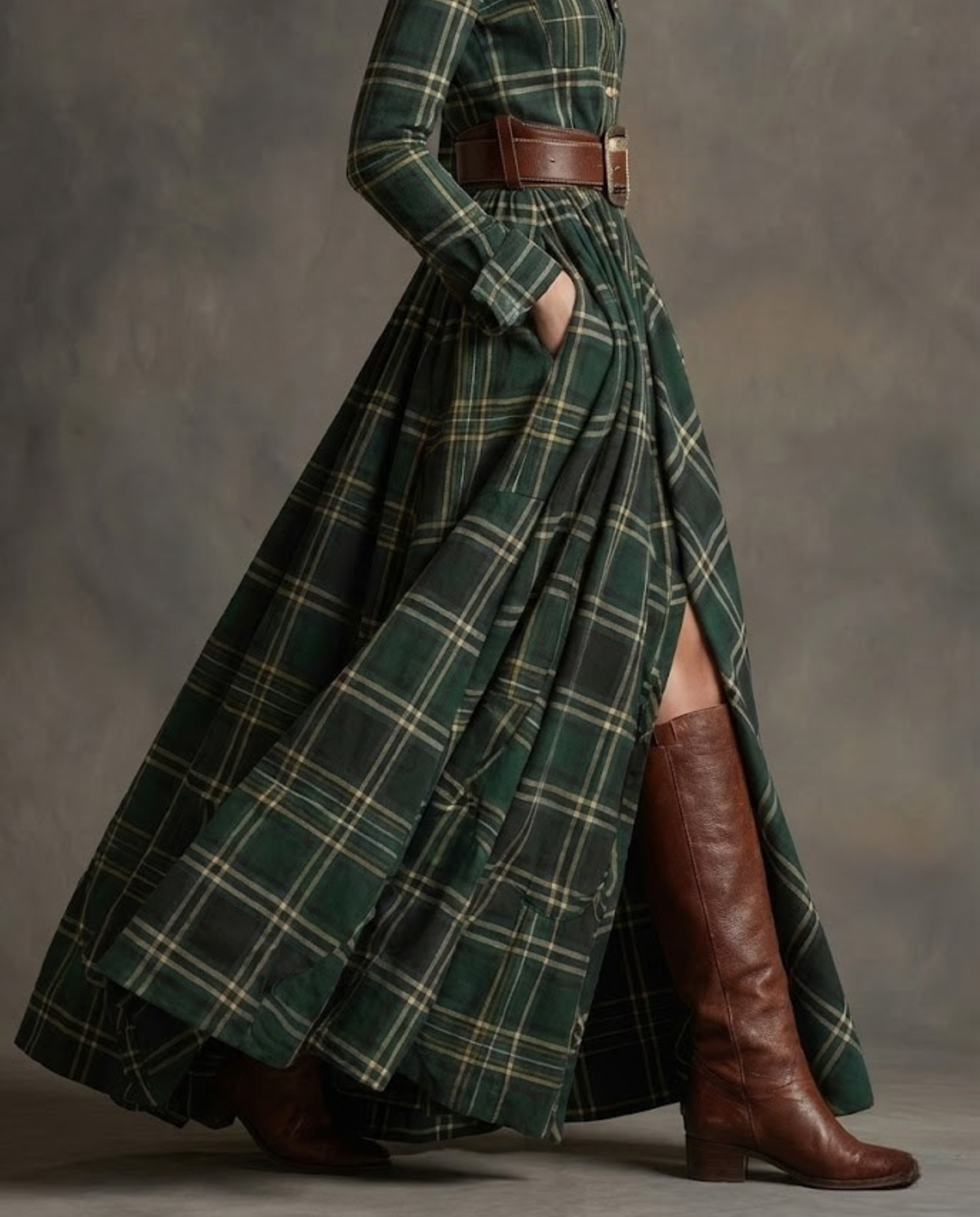 Raevi | Sophisticated Dress