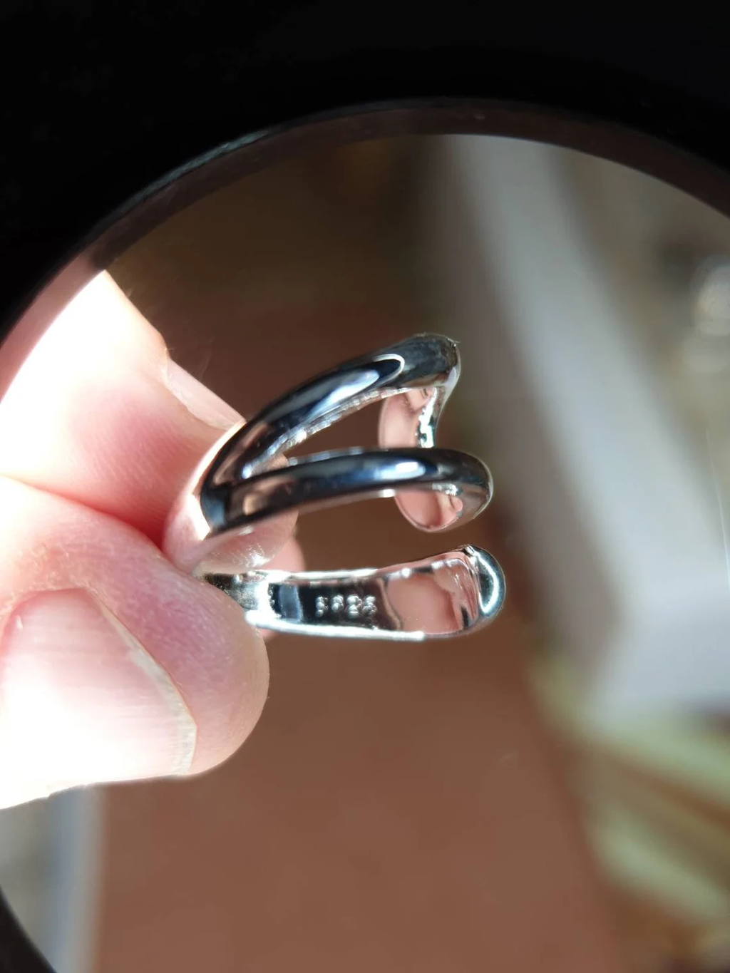 Elegant Adjustable Ring