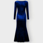 Kryenna | Luxe Evening Silhouette Velvet Gown