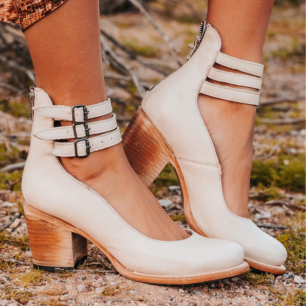 Kyshael | Sophisticated Vintage Heels