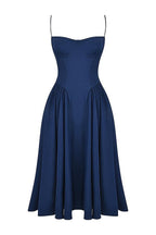 Danyella | Elegant Midi Dress