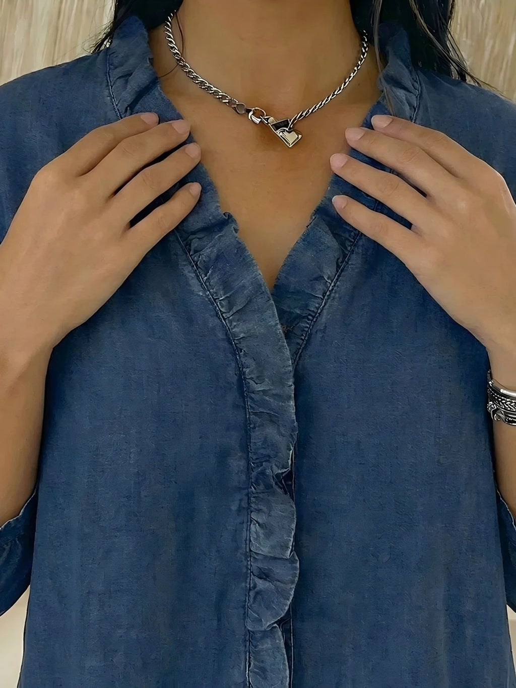 Ezhia | Comfortable Top