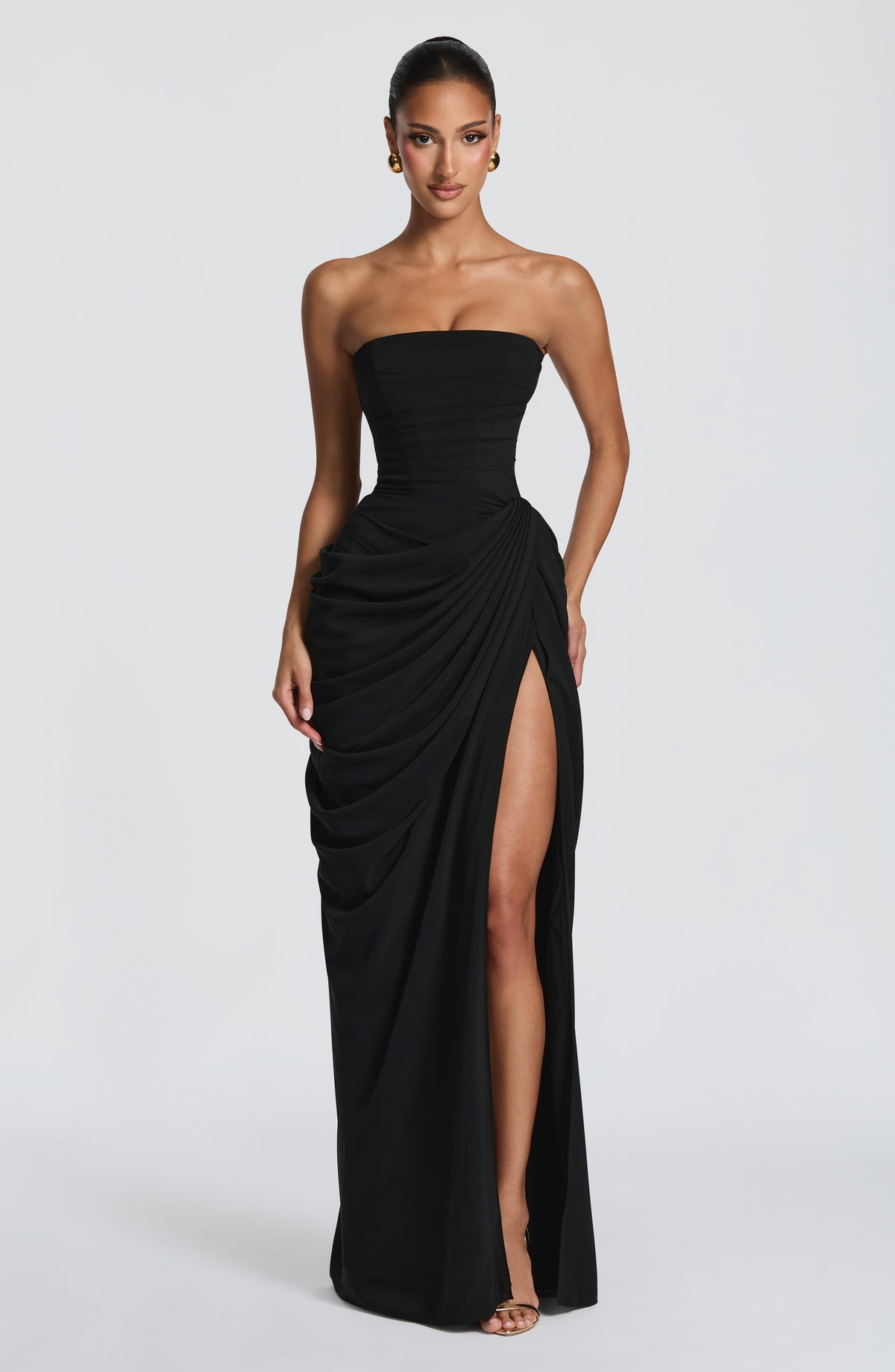 Aurelivska | Elegant Maxi Dress