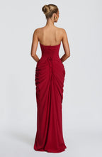 Aurelivska | Elegant Maxi Dress