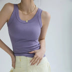 Helvyn | Comfortable Top