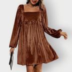 Morlyn | Velvet Chic Backless Square Dress