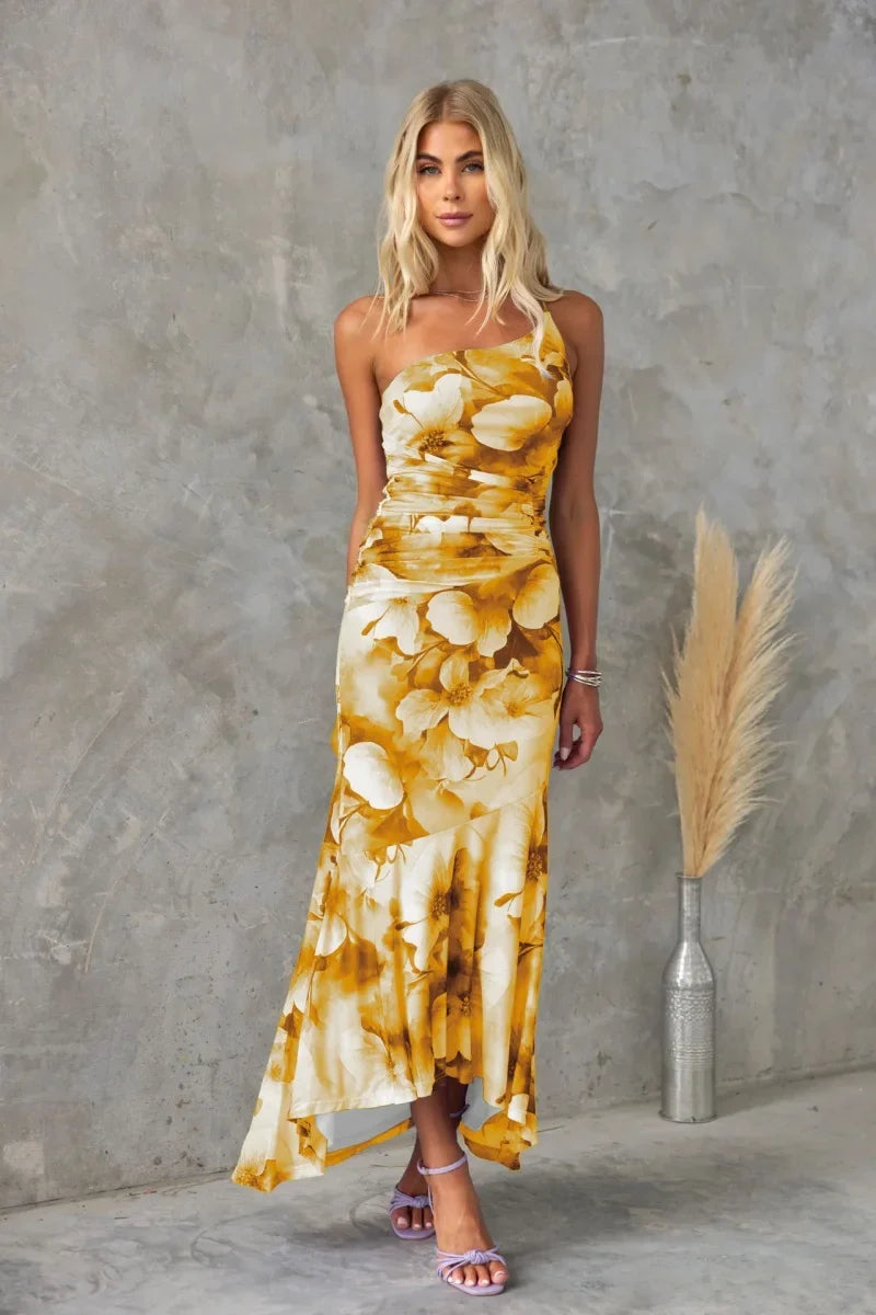 Avenyra | Elegant Dress