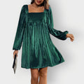 Morlyn | Velvet Chic Backless Square Dress