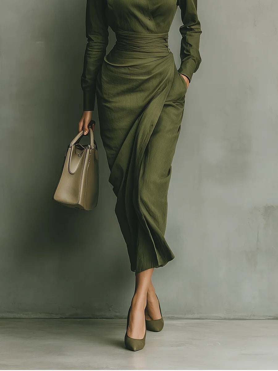 Zaurythea | Maxi Dress in Army Green