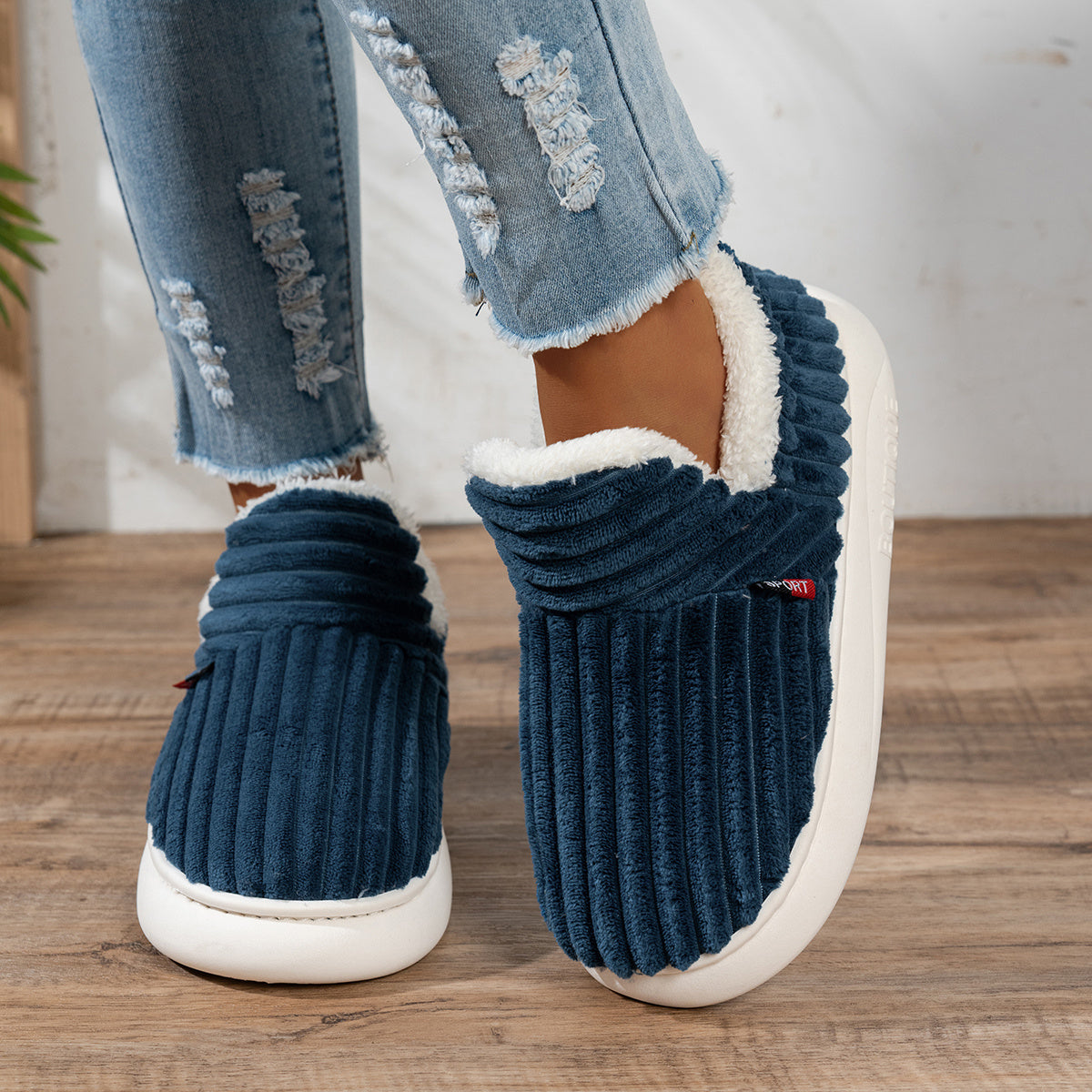 Alamodara™ | Cozy Winter Slippers