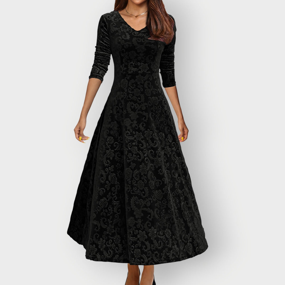 Olevia | Vintage-Inspired Jacquard Velvet Midi Dress
