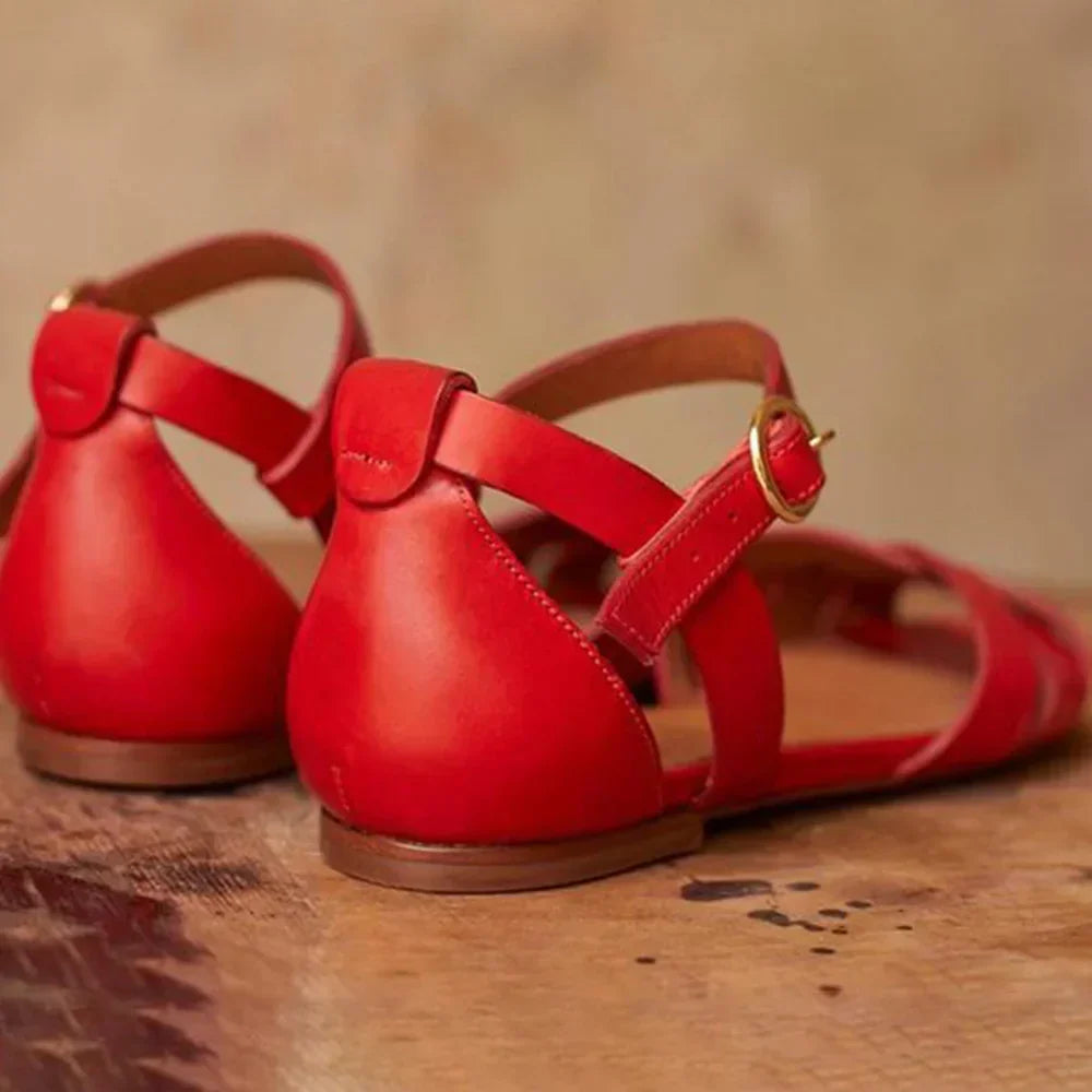 Auvrae | Strappy Flat Sandals