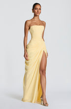 Aurelivska | Elegant Maxi Dress