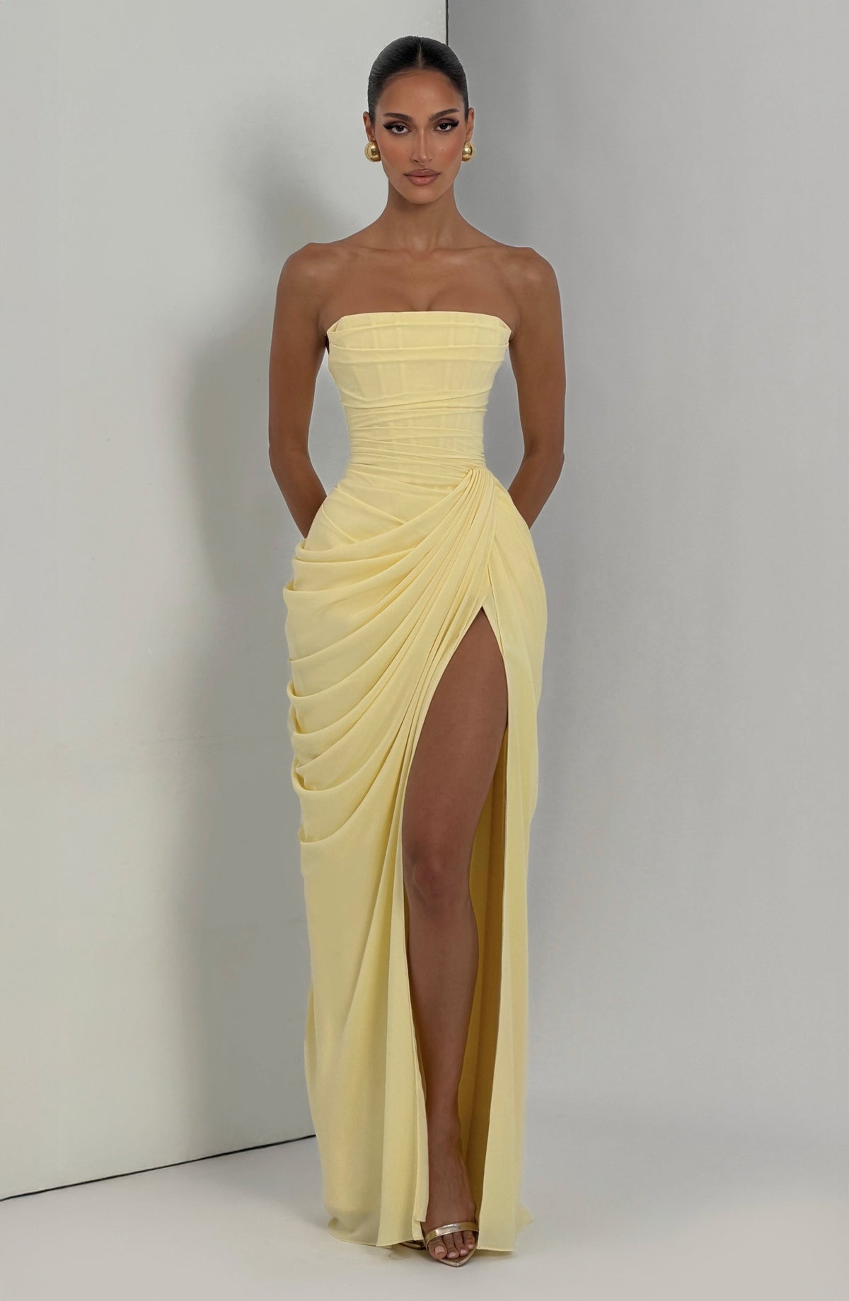 Aurelivska | Elegant Maxi Dress