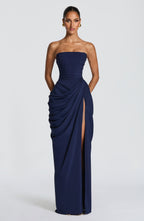 Aurelivska | Elegant Maxi Dress