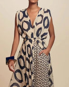 Virelina | Sophisticated Maxi Dress