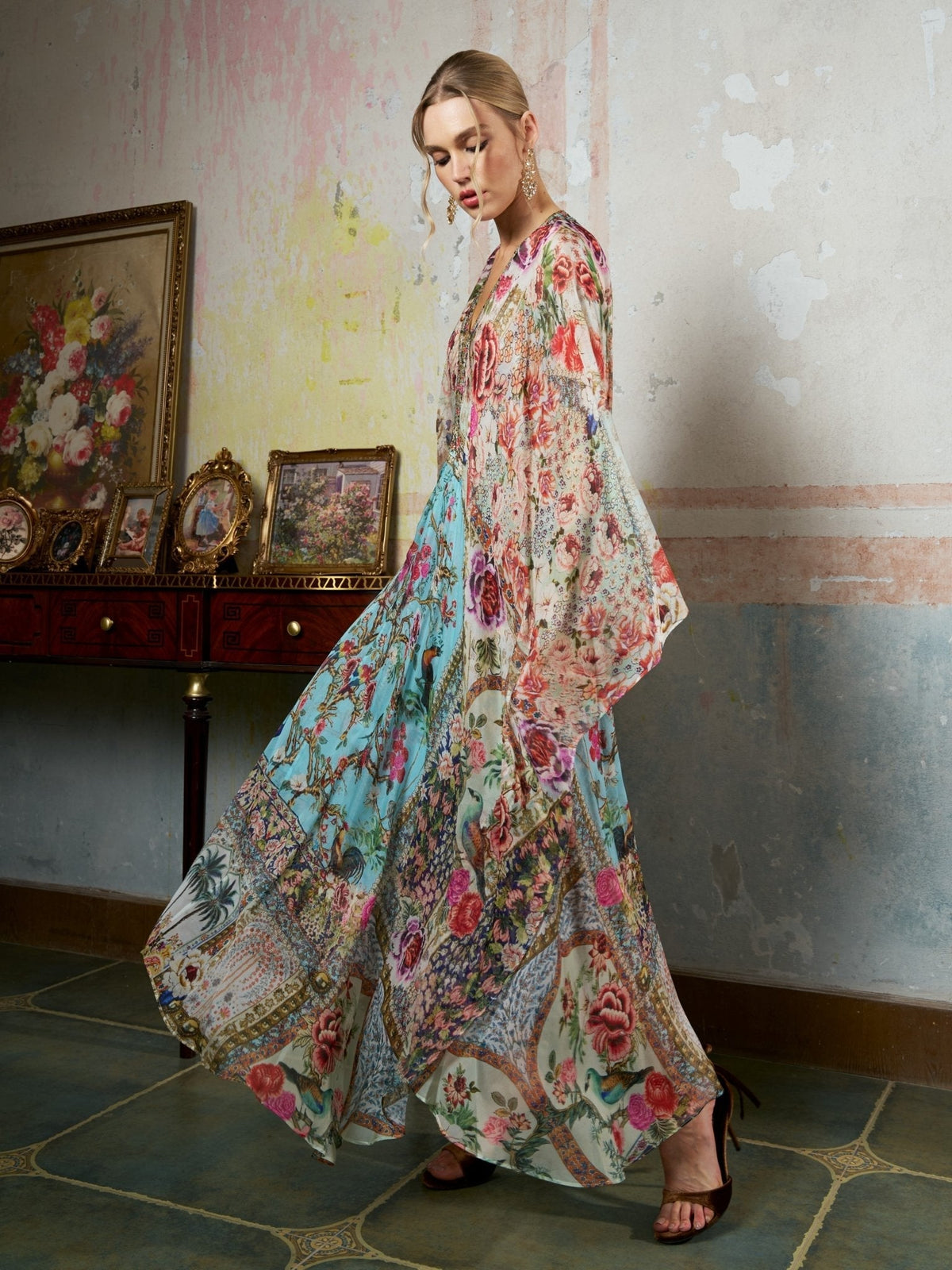 Velune | Sophisticated Dress