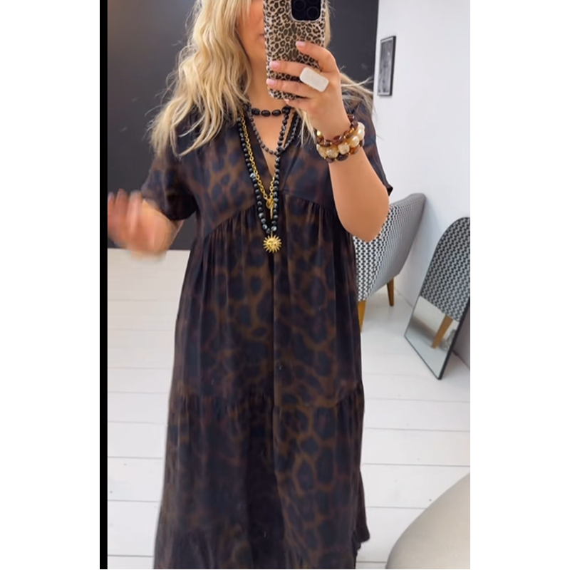 Esmori | Sophisticated Maxi Dress
